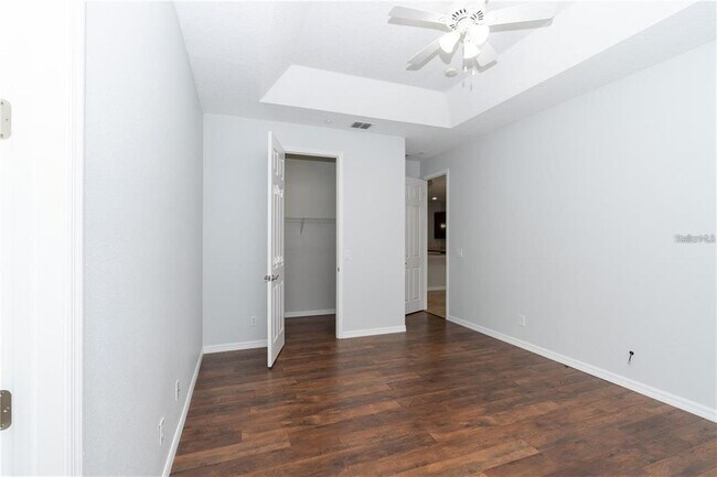 Building Photo - 9763 Moss Rose Way