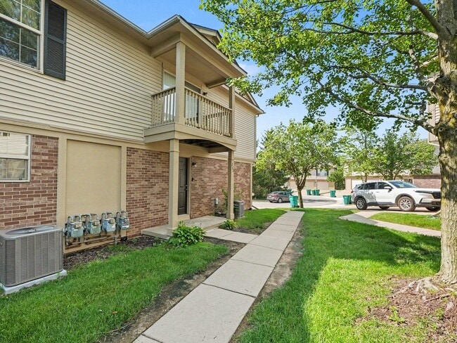 Building Photo - 212 Commons Ct