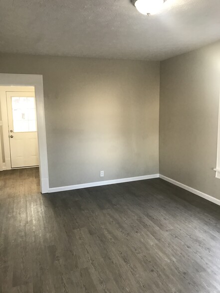 Living Room - 1010 Washington Ave
