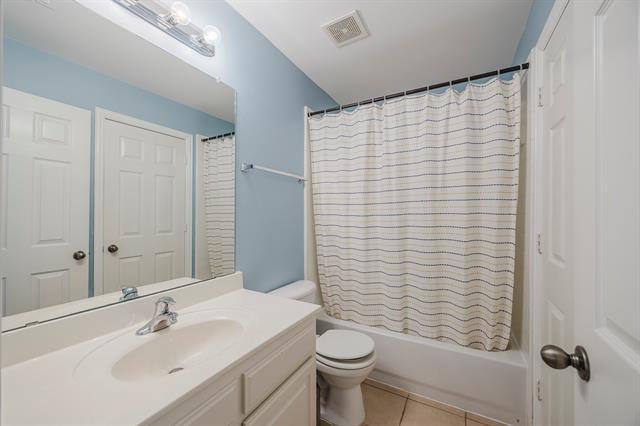 Building Photo - 7631 Red Clover Dr