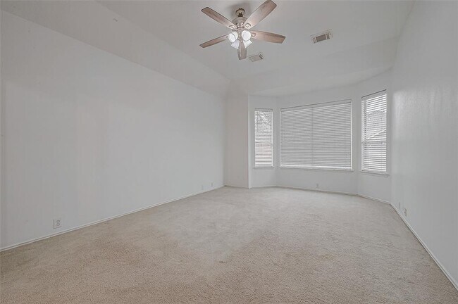 Building Photo - 20802 Louetta Oak Dr