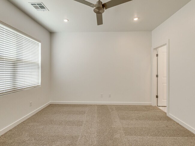 Building Photo - Home in Edmond/Oklahoma City