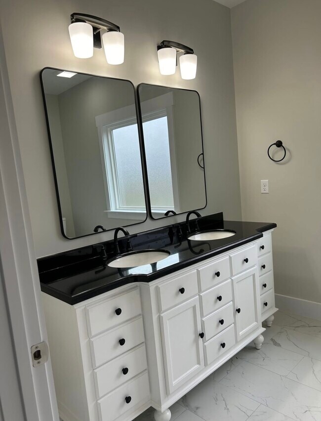 Building Photo - 213 Little Ponderosa Trail