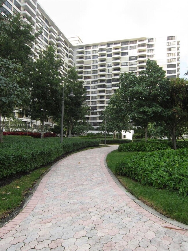 Building Photo - 500 Three Islands Boulevard