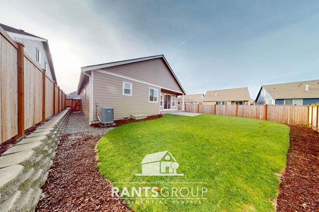 Building Photo - Newer Rambler in Hawks Prairie! Easy JBLM ...