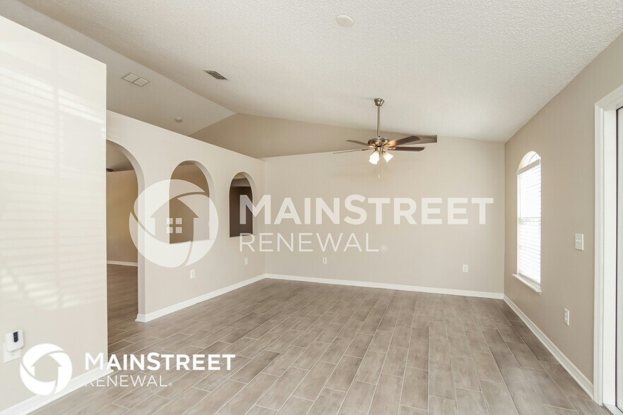 Building Photo - 8935 102nd Ct