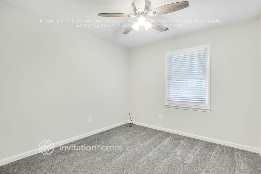 Building Photo - 67 Jeanette St