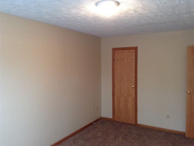 Building Photo - 2358 Rosina Dr