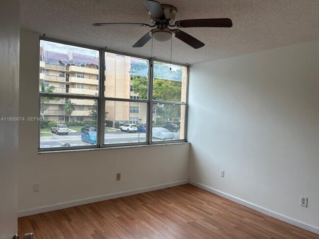 Building Photo - 3651 Environ Blvd