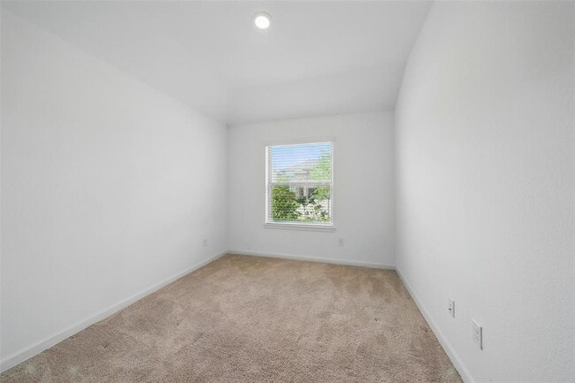 Building Photo - 3535 Carniff Garden Dr