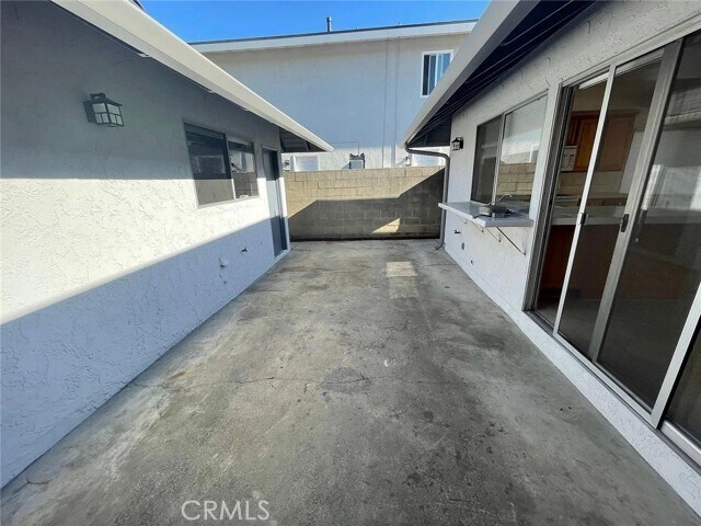 Building Photo - 25372 Pacifica Ave