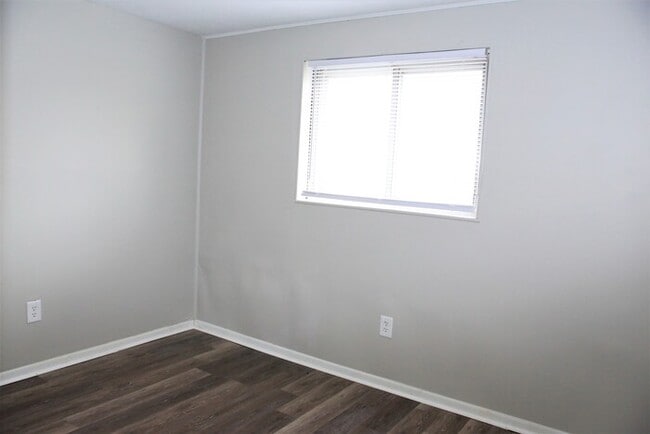Building Photo - 2755 Glenbriar St