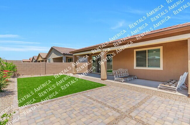 Building Photo - 6642 E Via Arroyo Largo