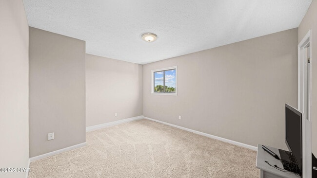 Building Photo - 134 Marlin Cir
