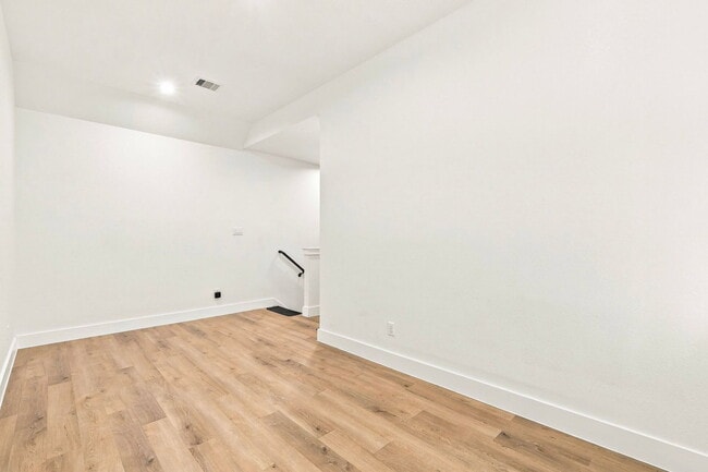 Building Photo - 4217 Hare St