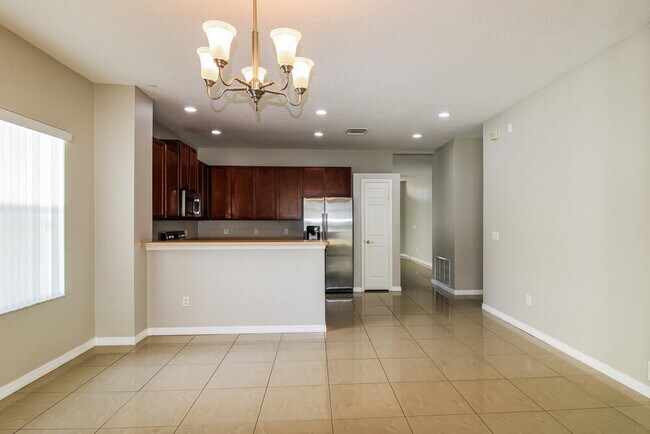 Building Photo - 4123 Beaumont Loop