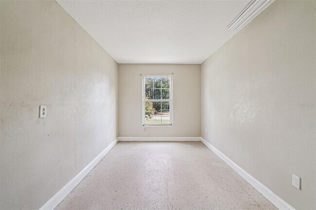 Building Photo - 103 N Sparkman Ave