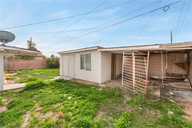 Building Photo - 1109 Tumbleweed Ave