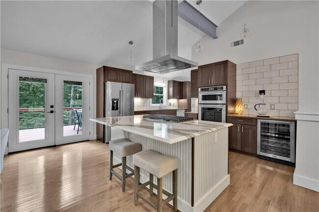 Building Photo - 225 Jayne Ellen Way