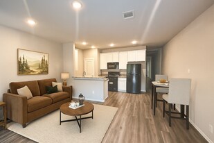 Building Photo - 1149 Southwood Dr