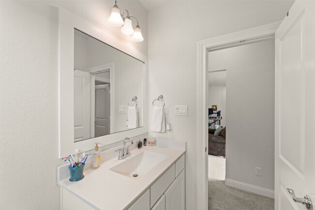 Building Photo - 1939 Shallow Canyon Ln