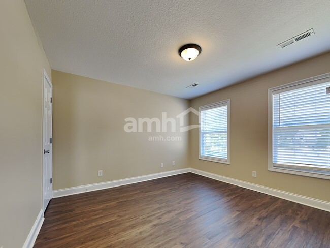 Building Photo - 10225 Boston Ln