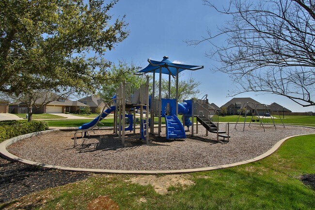 Building Photo - 16007 David Hill Ln
