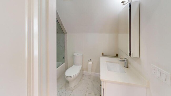 Building Photo - 2 bedroom in Boston MA 02134