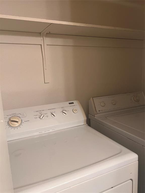 Building Photo - 11727 Norwegian Wood Dr