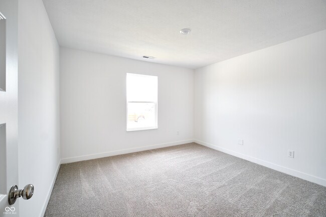 Building Photo - 8707 Maroska St