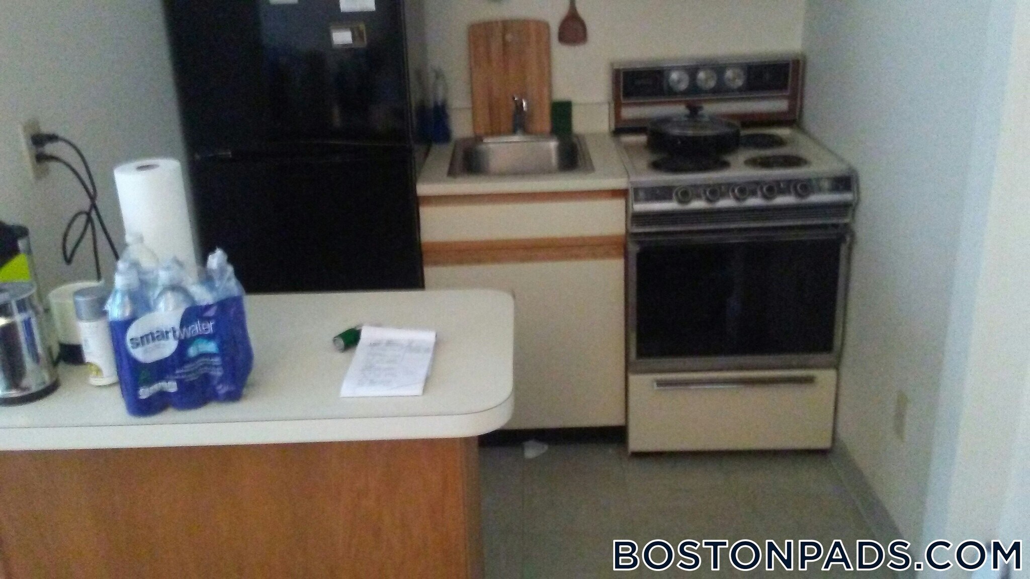 Building Photo - 833 Beacon St