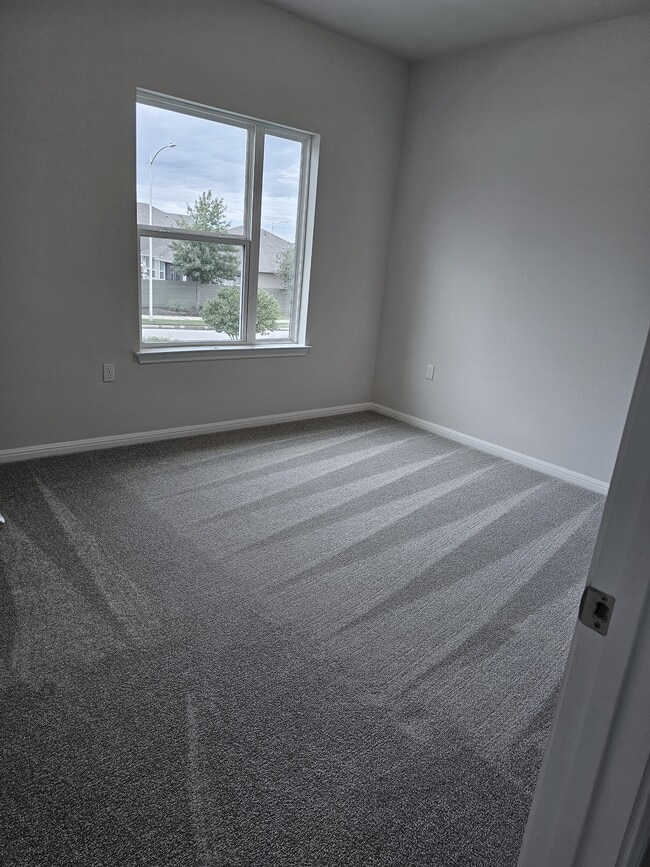 Master bed - 9612 Whisper Willow Blvd