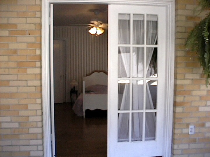 Building Photo - 528 Stephenson St