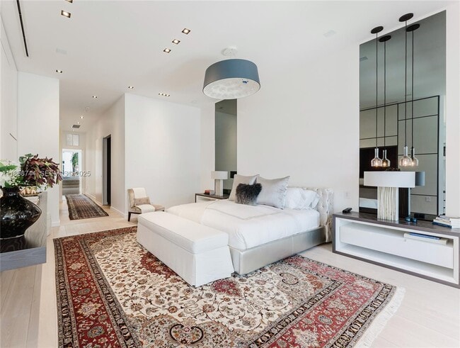 Building Photo - 3916 Island Estates Dr