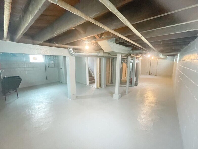 Building Photo - 2948 N 56th St
