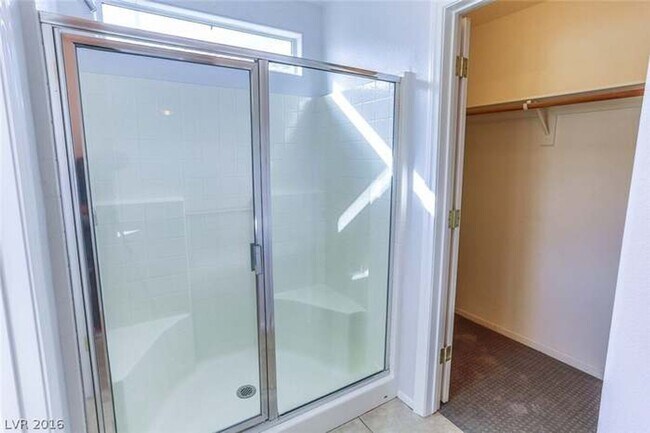 Building Photo - Southwest Three Bedroom Home!!!