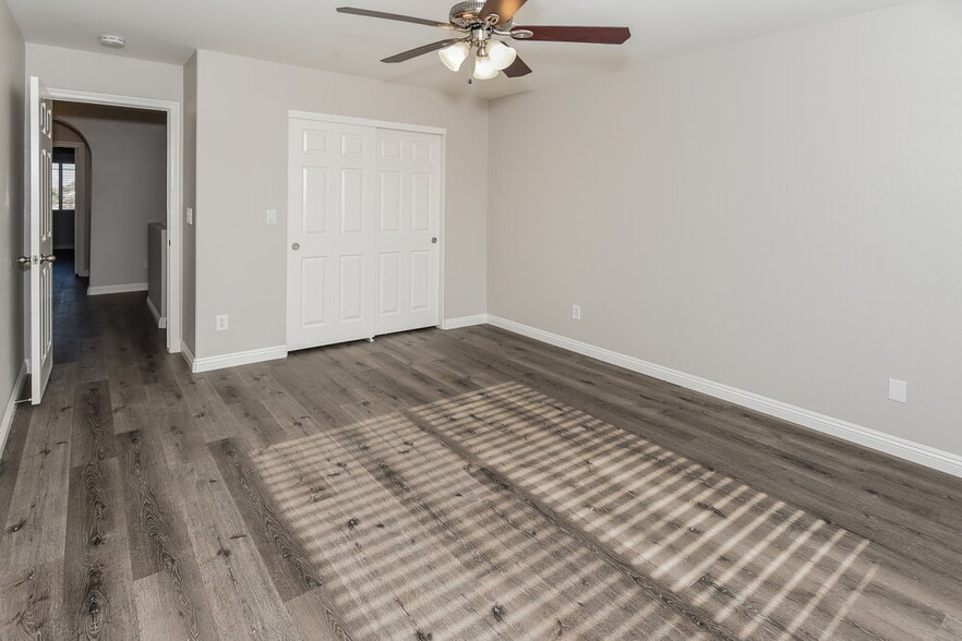 Building Photo - 6517 Coffeeville Creek Dr