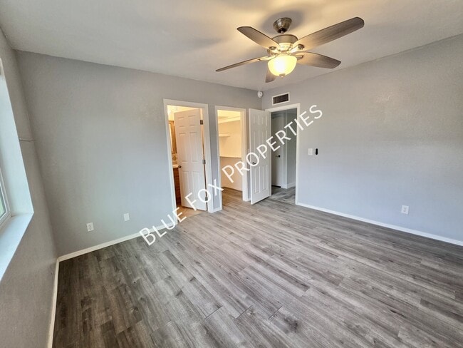 Building Photo - 8340 E Fond Du Lac Dr
