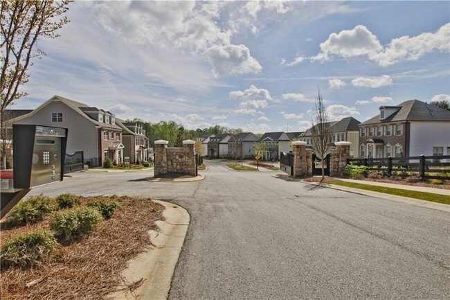 Building Photo - 1024 Miranda Ter