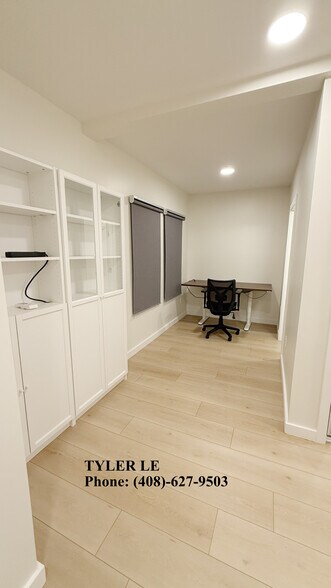 Master Bed - 6115 Fremont St