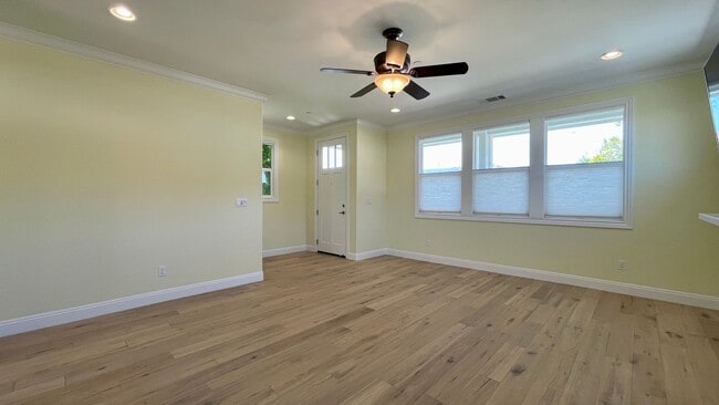 Building Photo - 425 Junipero Way