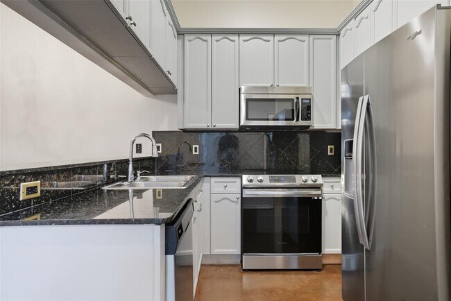 Building Photo - 2918 Ranch to Market Rd 620