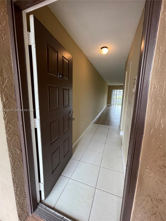 Building Photo - 2829 N Course Dr