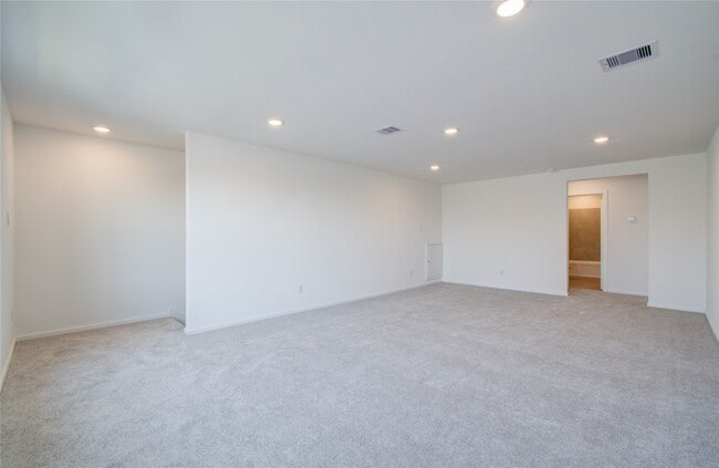 Building Photo - 26514 Foxtail Fern Dr