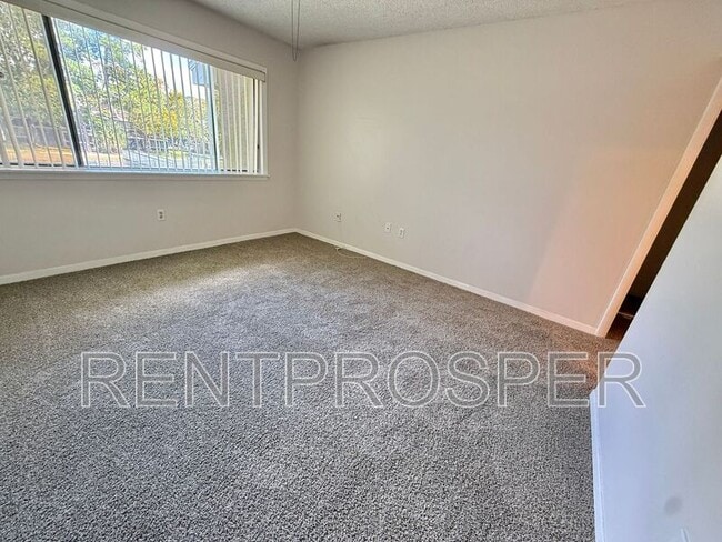 Building Photo - 6019 Windhover Dr