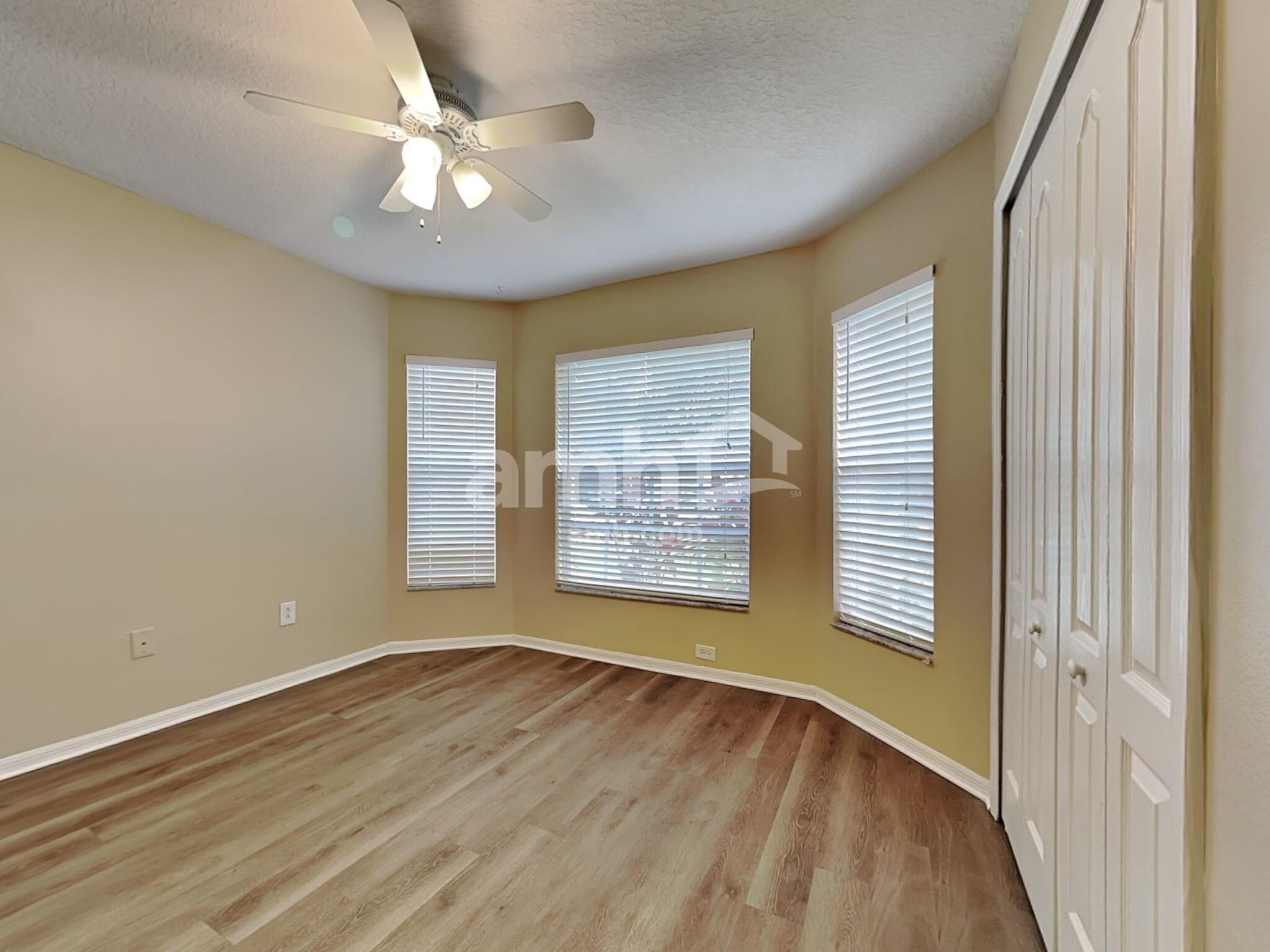 Building Photo - 9312 Hidden Water Cir