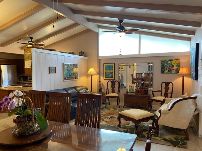 Building Photo - Kaumana Terrace Fully Furnished & Pet Frie...