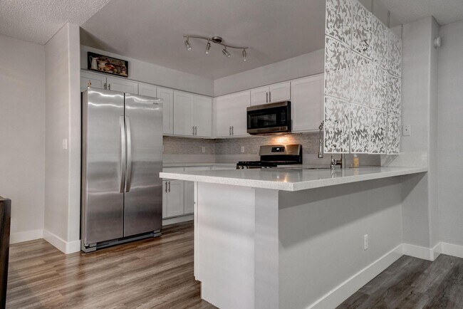 Building Photo - 7905 Idledale Ct