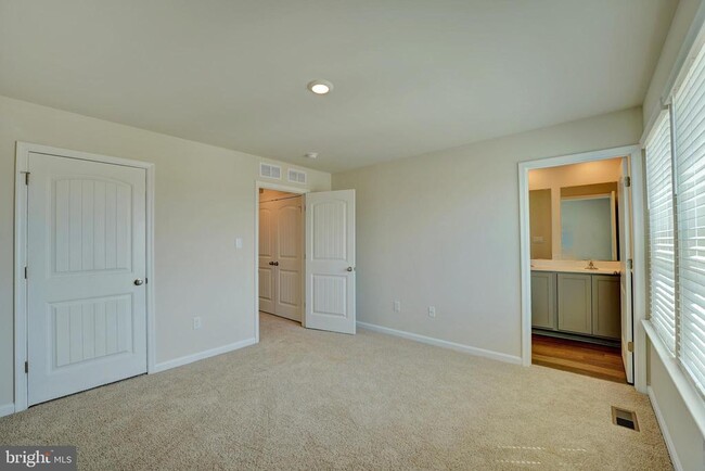 Building Photo - 103 Ridgley Blvd