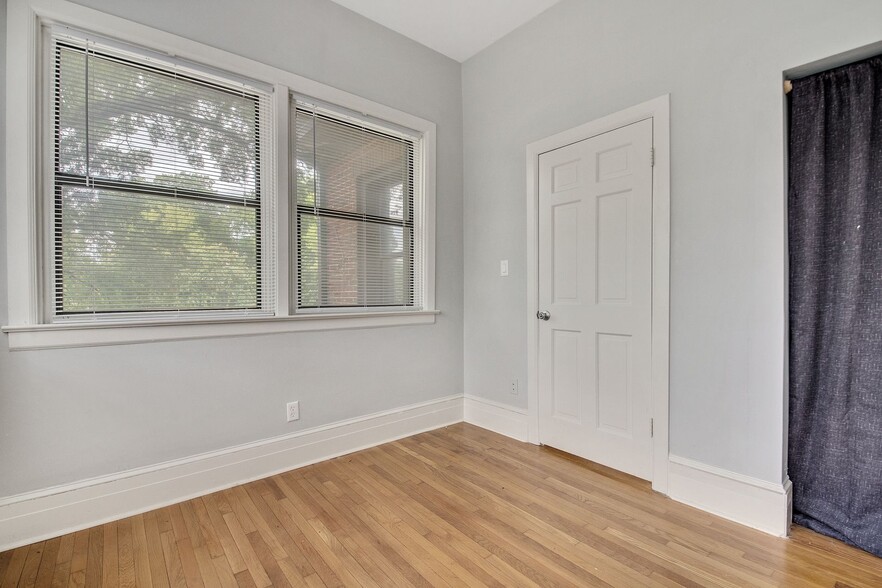 Interior Photo - Fort Wood Apartments